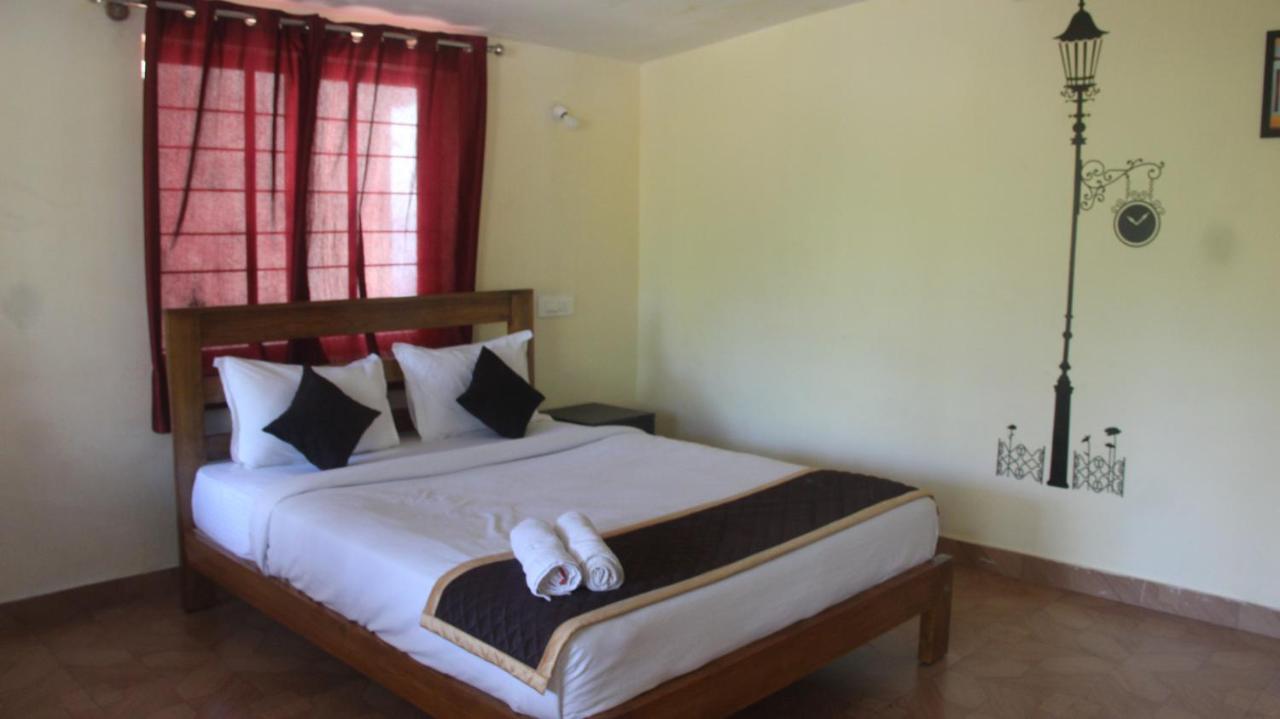 Kollanoor Guest House Мадікері Екстер'єр фото