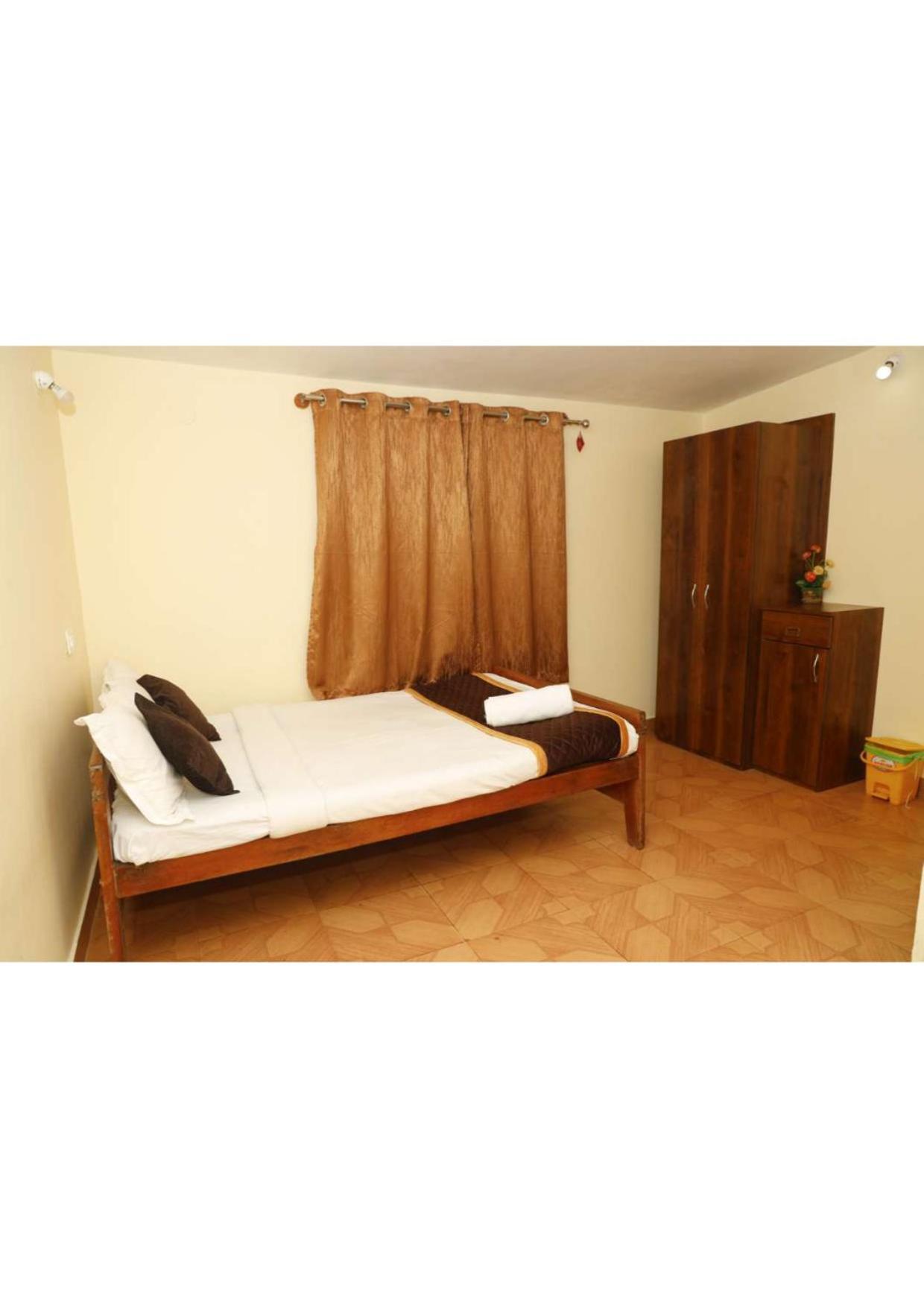 Kollanoor Guest House Мадікері Екстер'єр фото